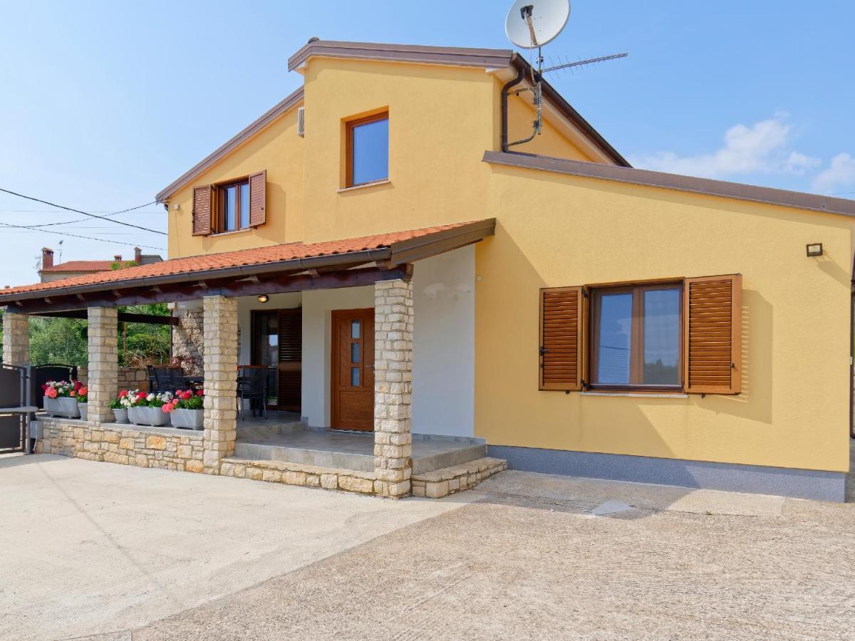 Apartment Larissa By Rent Istria Višnjan المظهر الخارجي الصورة